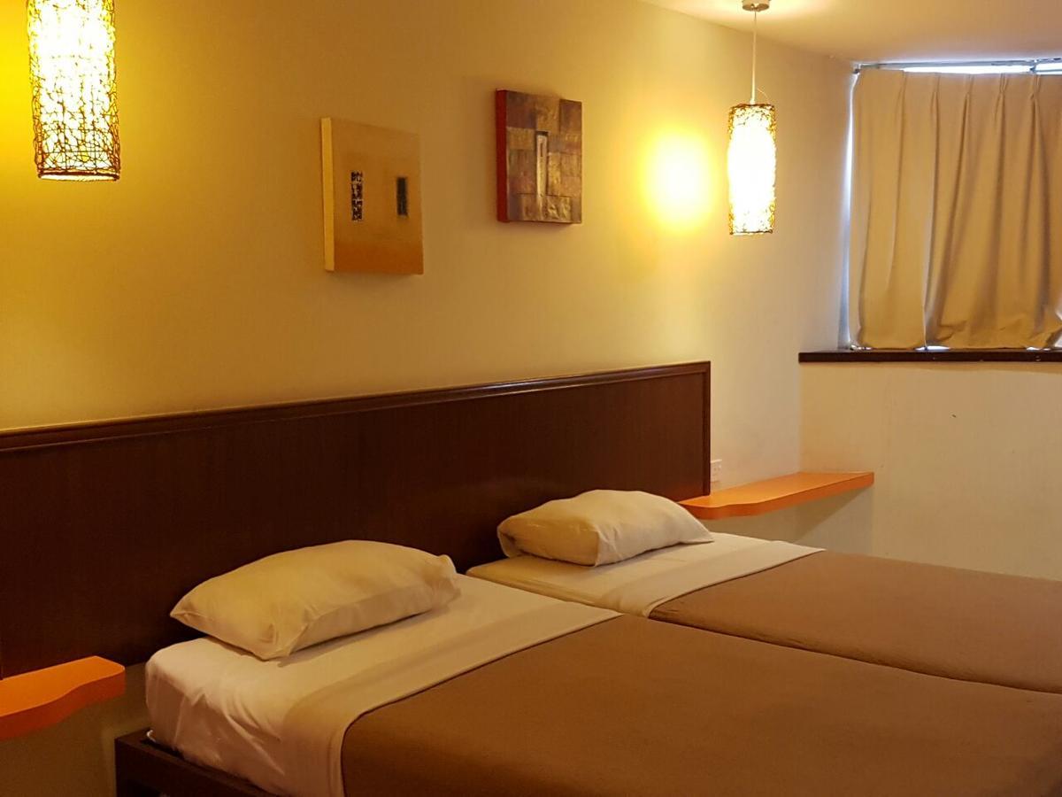 Newbridge Hotel Malacca Extérieur photo