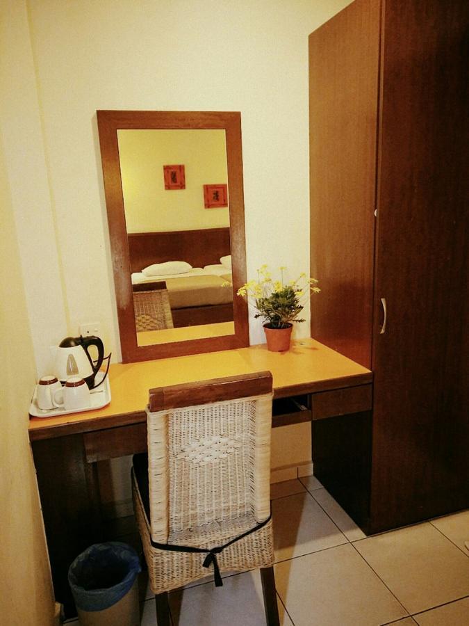 Newbridge Hotel Malacca Extérieur photo